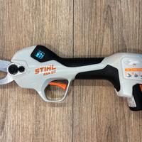 Forbice STIHL + batteria+ caicabatt