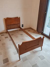 modernariato letto e consolle