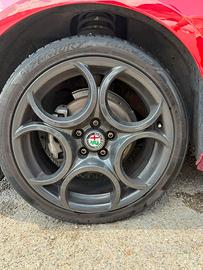 Cerchi in lega originali alfa romeo R 18