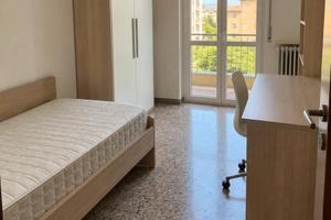 Stanza singola in posizione ben servita