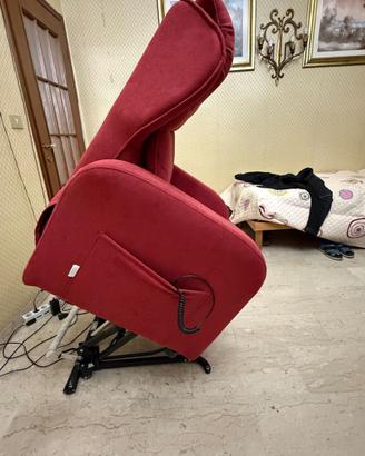 Poltrona alzapersone per invalidi e/o anziani