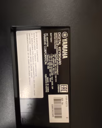 Tastiera YAMAHA PSR-e373
