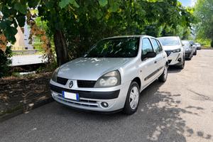 Renault Clio 1.2i 16V 5 porte – 97.700 km – 2002