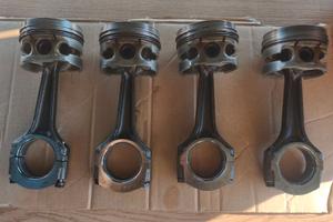 Per Clio 1.8   Pistoni Clio 1800 16V