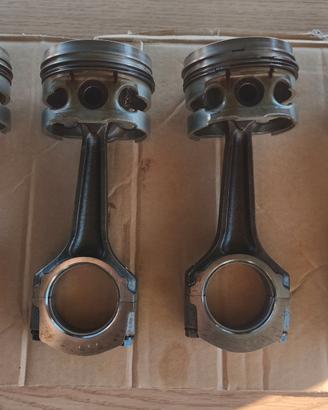 Per Clio 1.8   Pistoni Clio 1800 16V