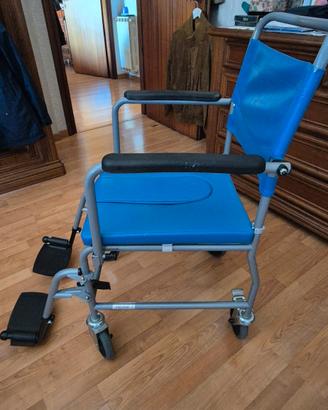 seggiola a rotelle