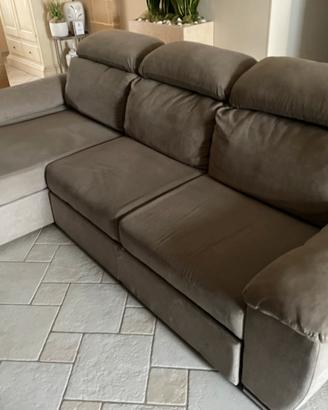 Divano letto con penisola