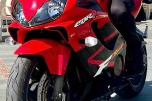 Honda cbr 600 f sport