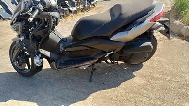 XMax 125 2015 (per pezzi ricambo)