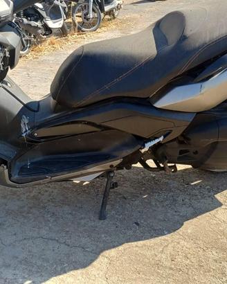 XMax 125 2015 (per pezzi ricambo)