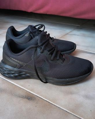 Scarpe Nike running n.42,5
