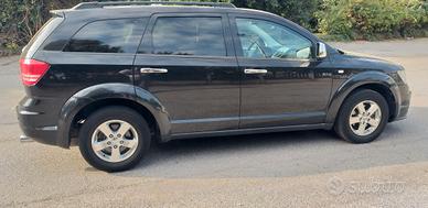DODGE JOURNEY 7 POSTI (SORELLA FIAT FREEMONT)