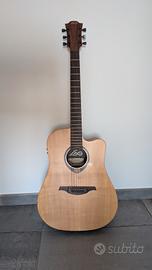 chitarra acustica lag