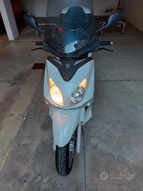 Xcity 250 Yamaha 