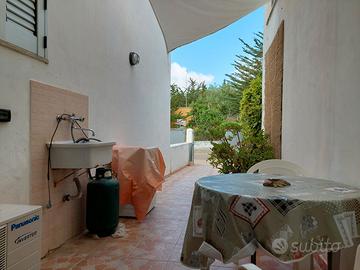 SUL MARE Monolocale clima-lavatrice-p.auto