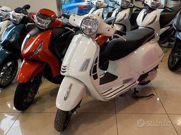 VESPA GTS 300 NUOVA HPE EURO 5 - PromoRCA+TassoZ