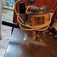 Taglierina  per stoffa e pelle volt 220