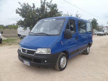 Fiat Ducato furgone 9 posti