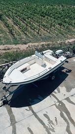 Open 5,20mt fuoribordo 40cv carrello stradale
