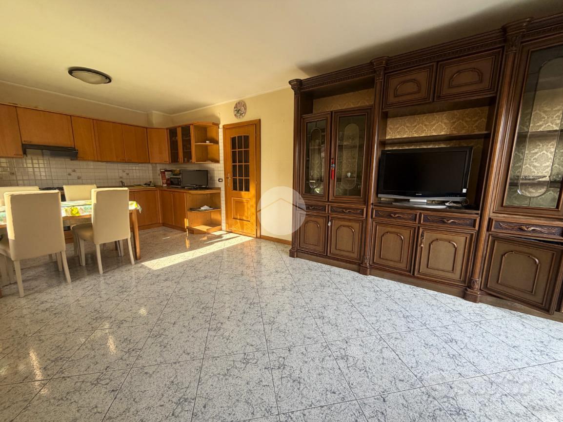 House in Monasterolo del Castello, Legner - Vista 2