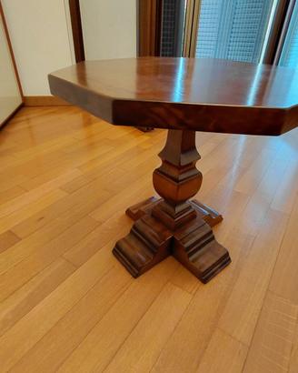 Tavolino in legno ottagonale 