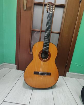 Yamaha C70 chitarra Classica + Metronomo