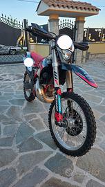 GasGas EC 300 2022 – SOLO 27 ORE – PARI AL NUOVO