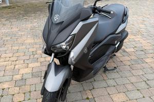 Yamaha Xmax 125