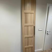 Anta Ikea BERGSBO con maniglia TYDA