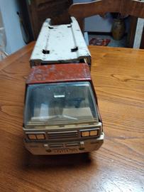 CAMMIONCINO  DI LATTA