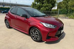 Toyota Yaris 1.5h Lounge PREZZO REALE