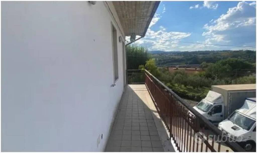 Immobile in asta di 2456 m² a Mirabella Eclano - Altro