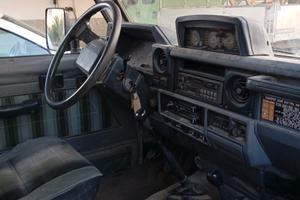 TOYOTA Land Cruiser lj70