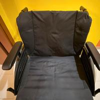 Carrozzina disabili pieghevole