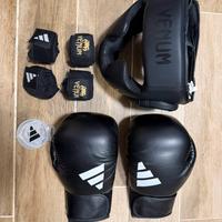 Accessori Boxe Venum e Adidas