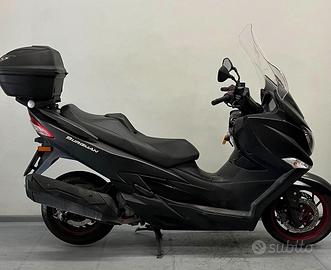 Suzuki AN Burgman 400