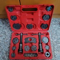 Kit arretratori pistoncini freno auto