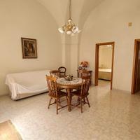 Abitazione abitabile ed indipendente piano terra