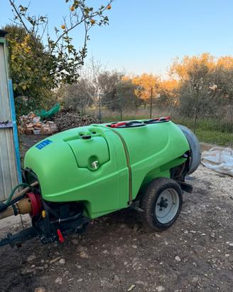 Atomizzatore agricolo