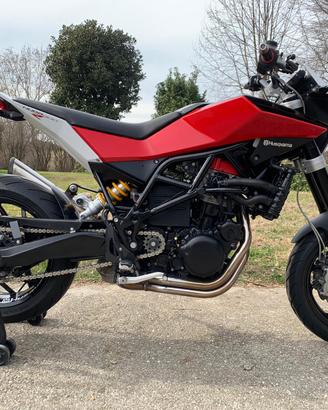 Husqvarna nuda 900 r