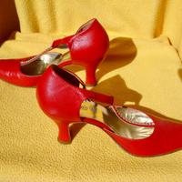 Scarpe da ballo n. 36 in pelle rossa, suola bufalo