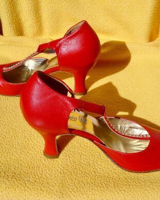 Scarpe da ballo n. 36 in pelle rossa, suola bufalo