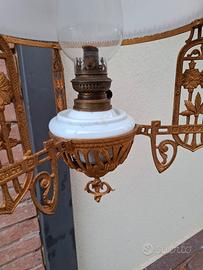 Lucerna saliscendi stile Liberty metallo e opaline