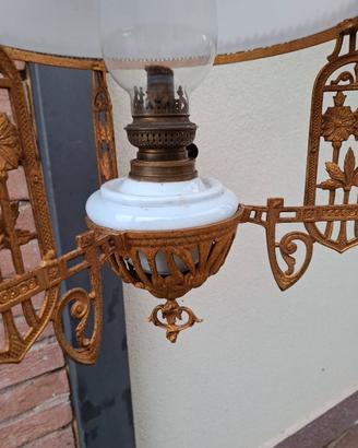 Lucerna saliscendi stile Liberty metallo e opaline