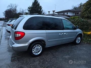 Chrysler Voyager IV 2500
