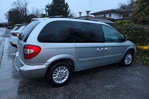 Chrysler Voyager IV 2500