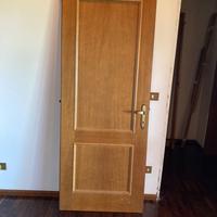 Due porte interne 80 x 220 cm.