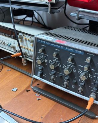 Generatore di impulsi Philips PM 5715