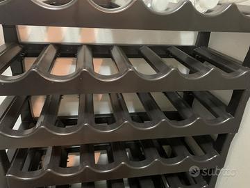 Cantina in plastica + bottiglie vetro