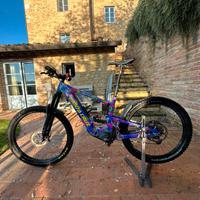 Santa cruz bullit cc xt doppia batteria